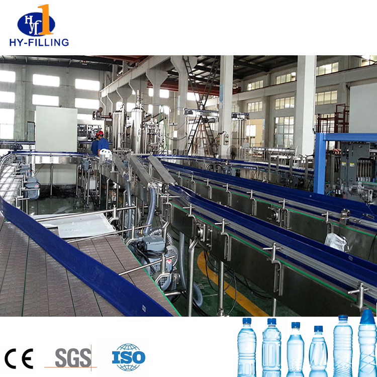 Zhangjiagang Monoblock entièrement automatique 3 EN 1 Machines de remplissage liquide Machine de remplissage d'eau minérale